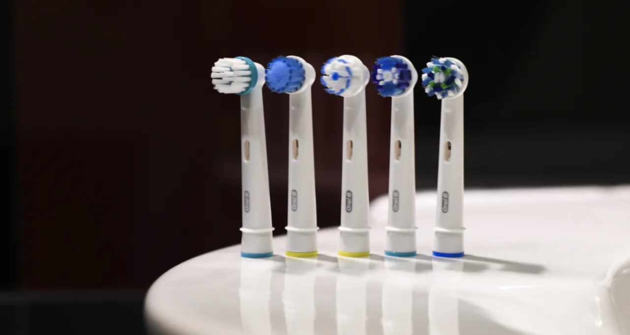 szczoteczki elektryczne w studio stomatologii estetycznej